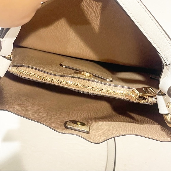 Coach Small Town Bucket Bag Signature Mystical Floral Shoulder Bag - Picture 3 of 7